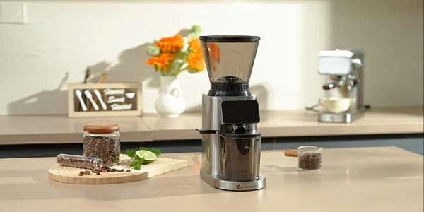 تصویر 1 از دستگاه آسیاب خانگی با قابلیت خردایش پیوسته